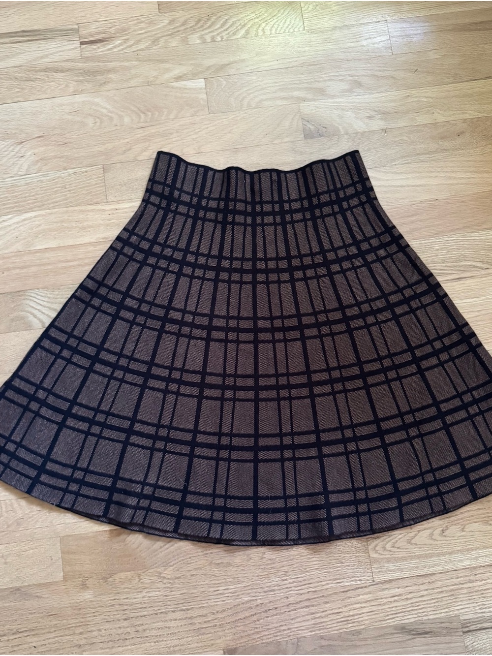 MAX STUDIO Women’s Plaid A-Line Knit Skirt Size M Brown Black 20” Length